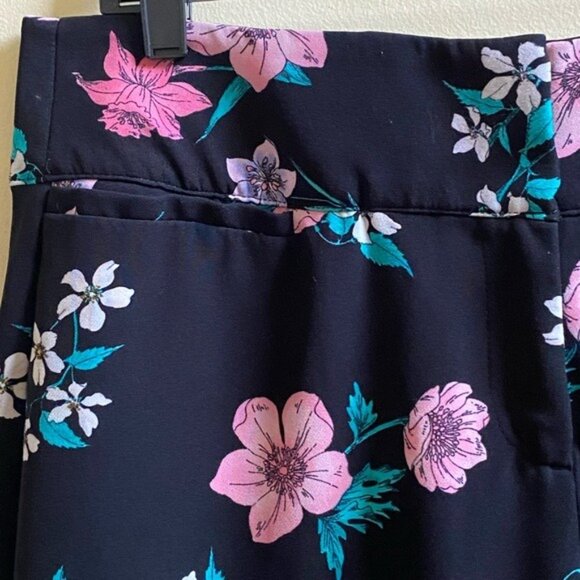 Lane Bryant Womens Floral Wide-Leg Pants Size 14 Black Pink Green Polyester Span - Picture 5 of 6